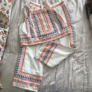 Anthro patterned set.